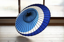 画像をギャラリービューアに読み込む, 小蛇の目傘【三日月 青×紺】 - 和傘CASA