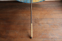 Cargar imagen en el visor de la galería, 日傘【二重張 胡粉×ぼかし染め(ブルーイエロー)】