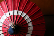 Cargar imagen en el visor de la galería, まめ和傘【中張 赤×七夕】