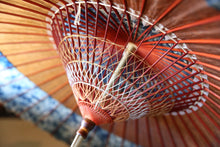 画像をギャラリービューアに読み込む, 蛇の目傘【助六 ギャラクシー×柿渋(赤骨)】(女竹) - 和傘CASA