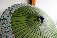 画像をギャラリービューアに読み込む, 蛇の目傘【軒奴 鶯×水玉格子】