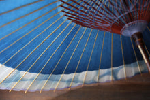 画像をギャラリービューアに読み込む, 蛇の目傘【石徹白藍染2023 軒奴】