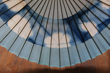 画像をギャラリービューアに読み込む, 蛇の目傘【石徹白藍染2023 助六花】