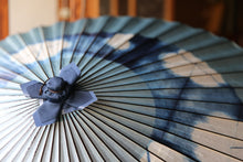 画像をギャラリービューアに読み込む, 蛇の目傘【石徹白藍染2023 助六花】