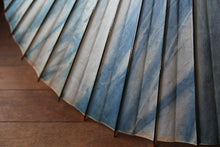 画像をギャラリービューアに読み込む, 蛇の目傘【石徹白藍染2023 絞り】