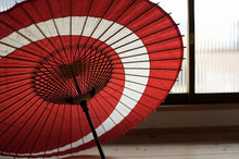 画像をギャラリービューアに読み込む, 小蛇の目傘【三日月　赤】 - 和傘CASA
