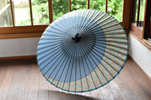 Load image into Gallery viewer, Jano-me gasa (Japanese umbrella) [Moon : light blue x floral pattern]
