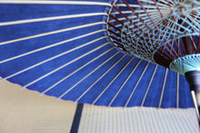 Load image into Gallery viewer, Parasol[double layer: Tanabata Unryu Paper x Navy Blue]
