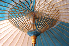 Load image into Gallery viewer, Parasol [Openwork pattern &quot;arrow feather&quot; x light blue]
