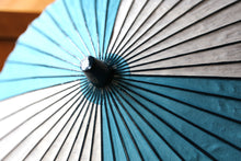 Load image into Gallery viewer, Parasol [Openwork pattern &quot;arrow feather&quot; x light blue]
