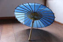 Cargar imagen en el visor de la galería, Paraguas japonés Mame [Itetsu White Indigo Dyed River Face B]
