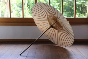 Parasol [Double-stretched persimmon juice dyed handmade Mino Japanese paper (black persimmon) x Watermark Japanese paper polka dots (small)]
