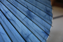 Load image into Gallery viewer, 蛇の目傘【石徹白藍染2026　】 - 和傘CASA
