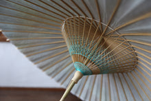 Load image into Gallery viewer, ★Parasol [double-lined, haze-dyed, blue x white] (Simon bamboo)
