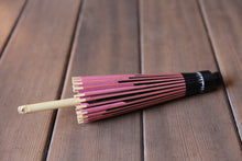 Load image into Gallery viewer, まめ和傘【切継ぎ　桜（ピンク×黒）】 - 和傘CASA
