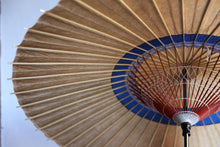 Load image into Gallery viewer, Janome umbrella [Nakahari persimmon tanning (black persimmon) x indigo]
