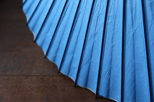 Parasol [light blue (folded eaves/black bone)]