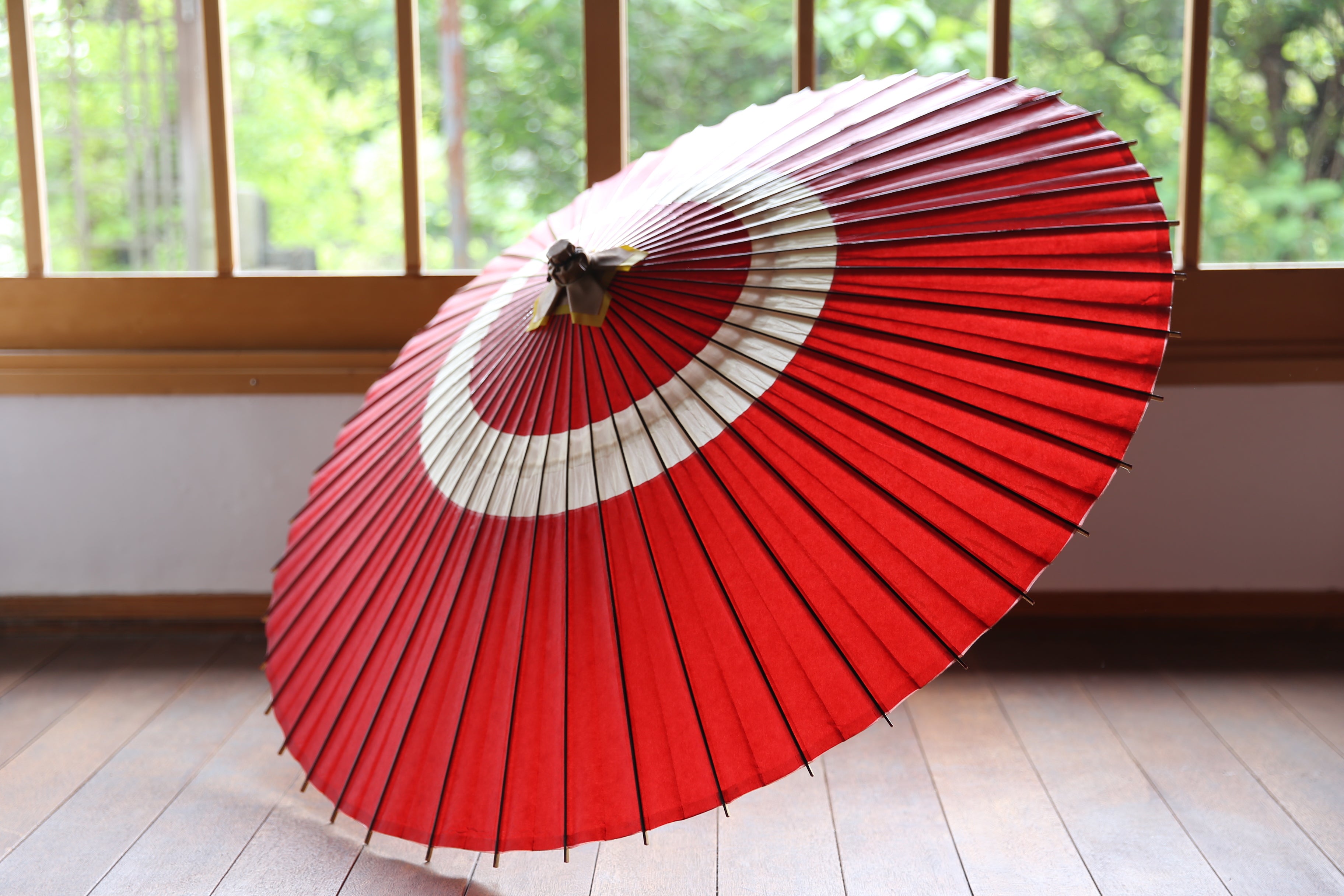 蛇の目傘【中張 赤×白】 – 和傘CASA
