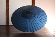Cargar imagen en el visor de la galería, 蛇の目傘【群青】(橙) - 和傘CASA
